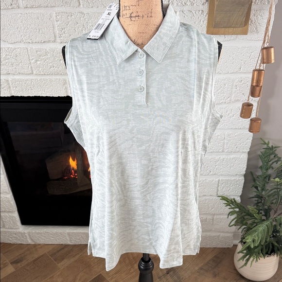 adidas Tops - 🆕 adidas Women's Sage/Gray Sleeveless Button Down Shirt